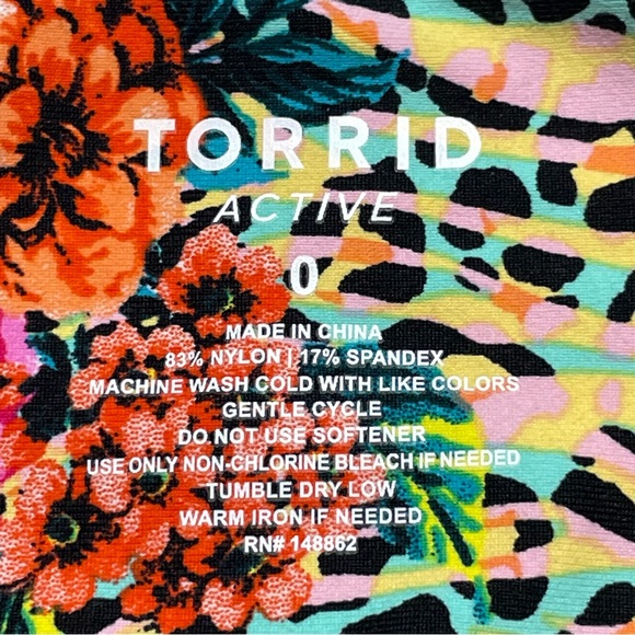 Torrid 0 active bike shorts leopard floral - Picture 4 of 6